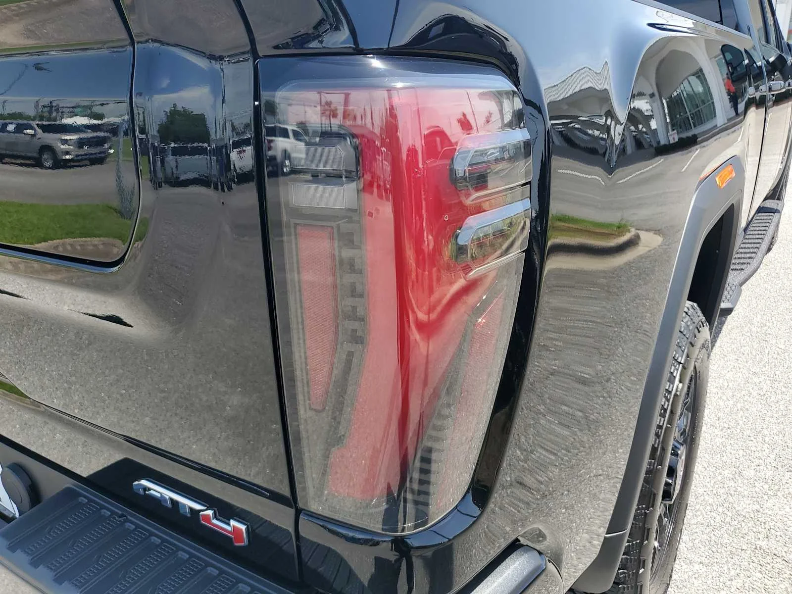 New 2026 Onyx Black GMC AT4 image 15