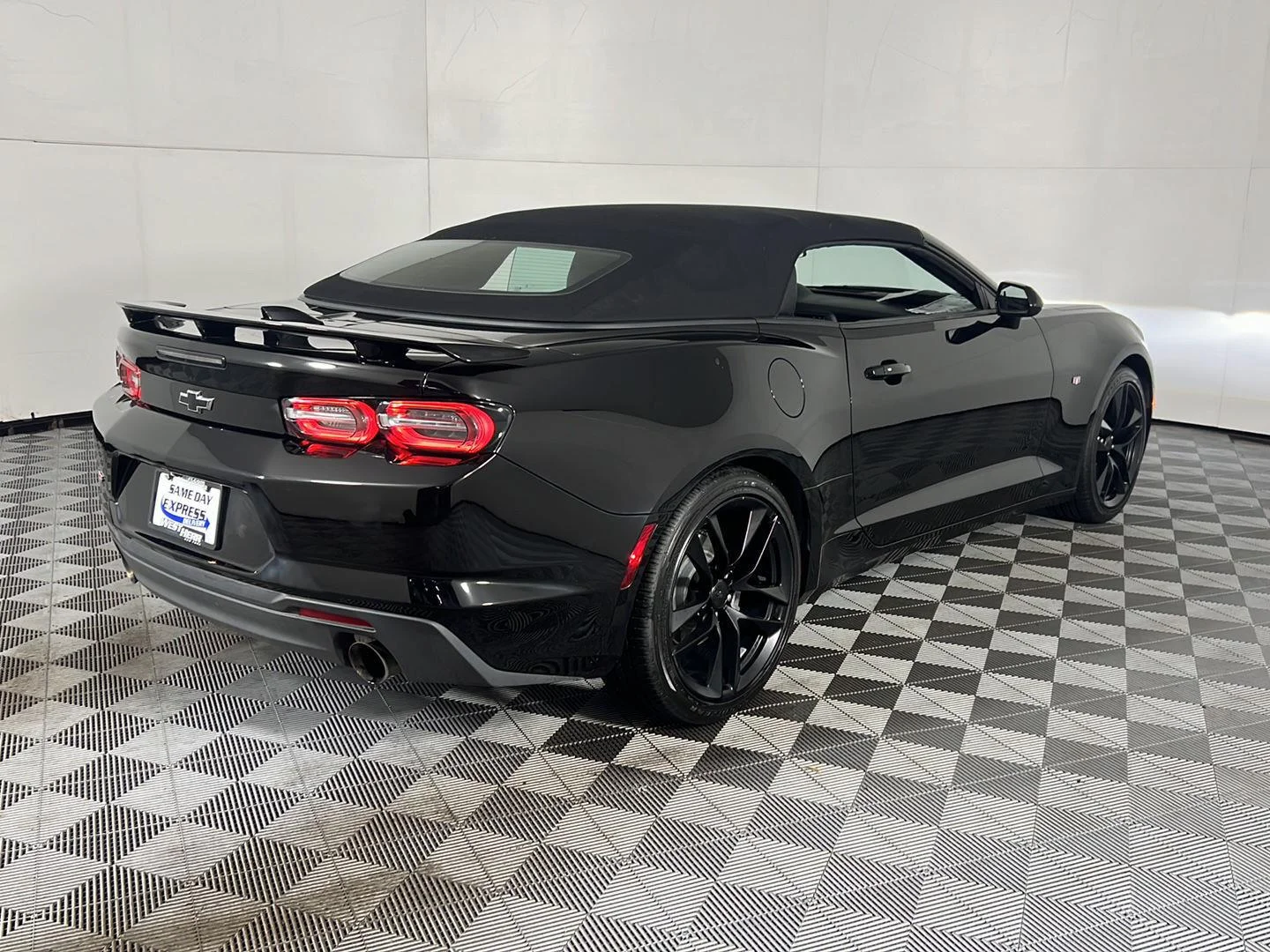 Used 2023 Black Chevrolet 1LT image 5