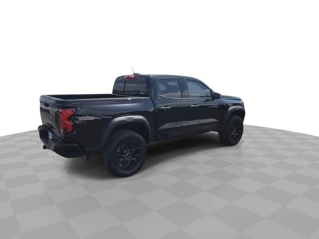 New 2026 Black Chevrolet Trail Boss image 8