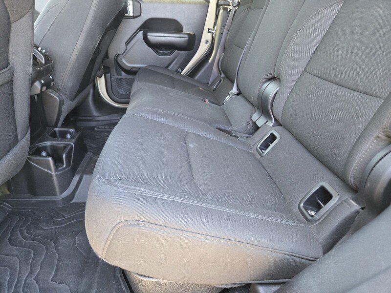 Used 2020 Gobi Clearcoat JEEP SPORT S 4X4 image 11