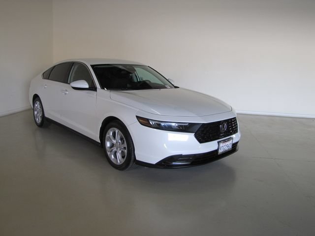 2025 Honda Accord LX - Photo 32