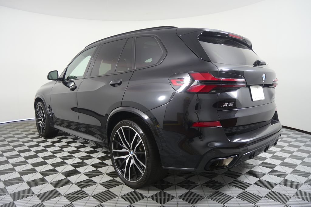 Certified Used 2024 Black Sapphire Metallic BMW xDrive40i image 5
