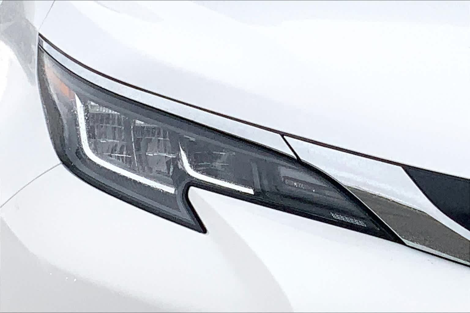 Used 2021 Super White Toyota LE image 25
