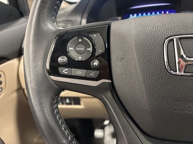 Used 2021 Platinum White Pearl Honda Touring image 26