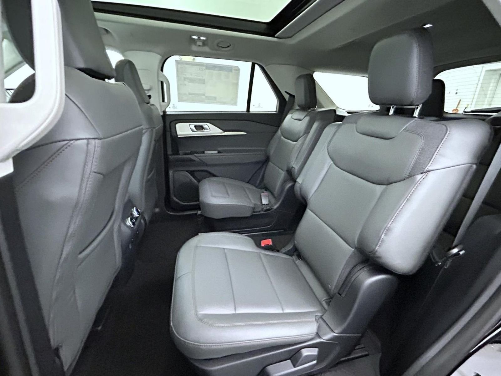 New 2026 Agate Black Metallic Ford Active image 21