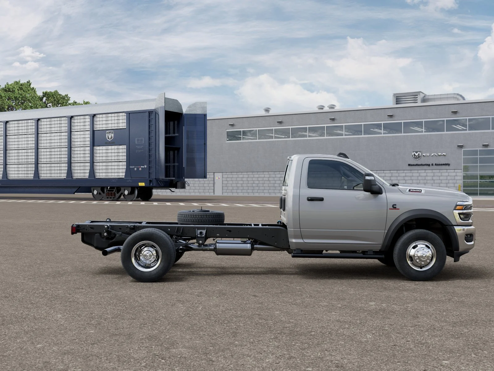 New 2026 Silver-Zynith Exterior Paint RAM Tradesman image 23