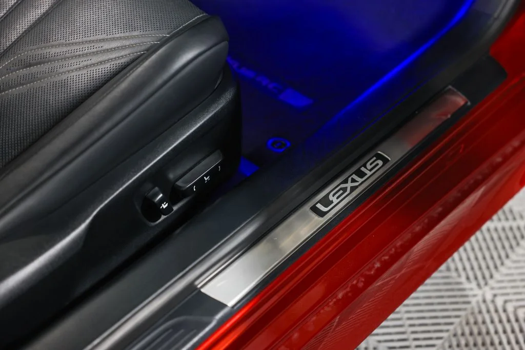 Used 2015 Red Lexus F image 23