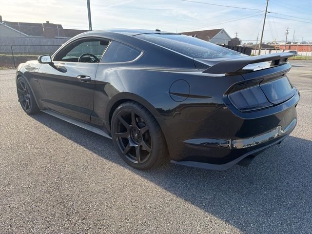 Used 2016 Black Ford GT image 5