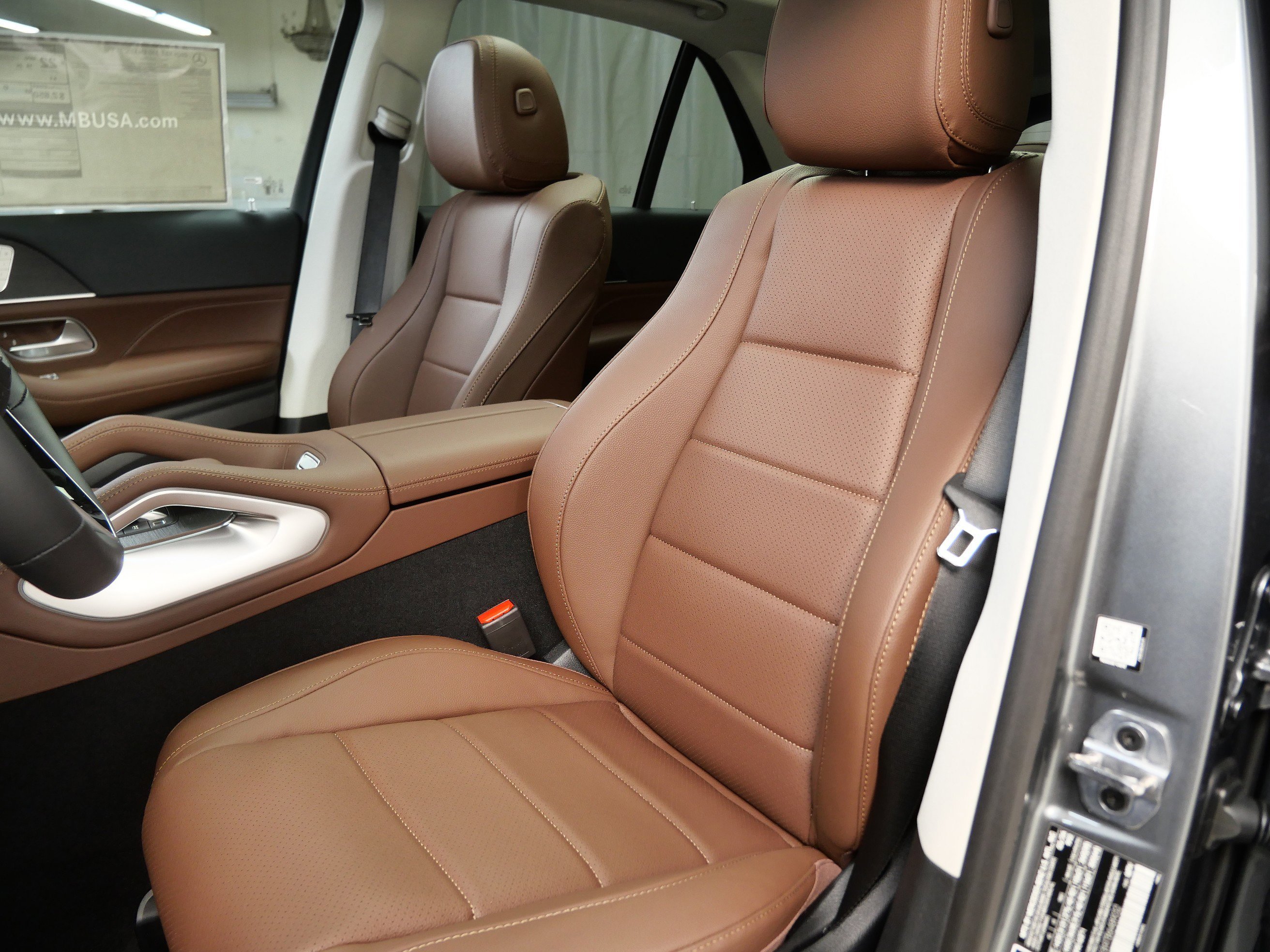 New 2026 Selenite Grey Metallic Mercedes-Benz GLE 350 image 3