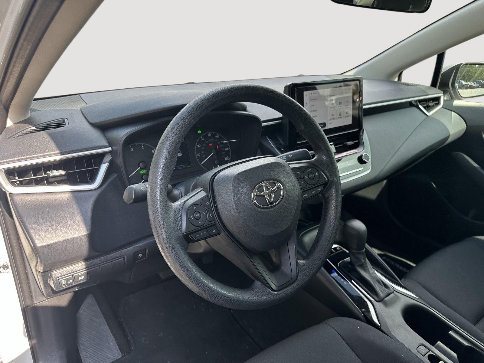 Used 2024 Wind Chill Pearl Toyota Hybrid LE image 11