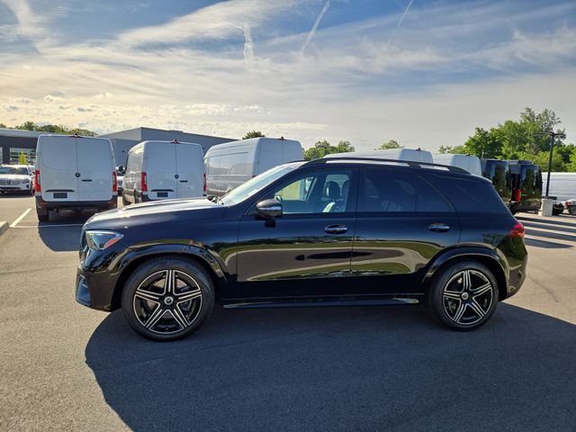 New 2026 Black Mercedes-Benz GLE580 image 6