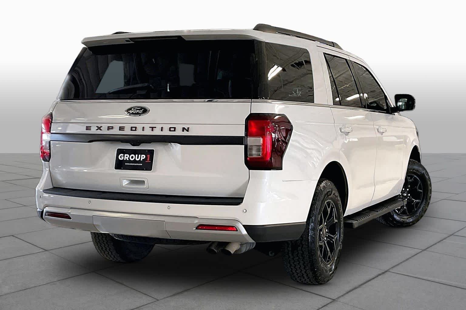 Used 2022 Star White Metallic Tri-Coat Ford Timberline image 12