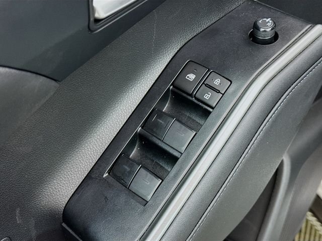 2023 Toyota Highlander XLE - Photo 18