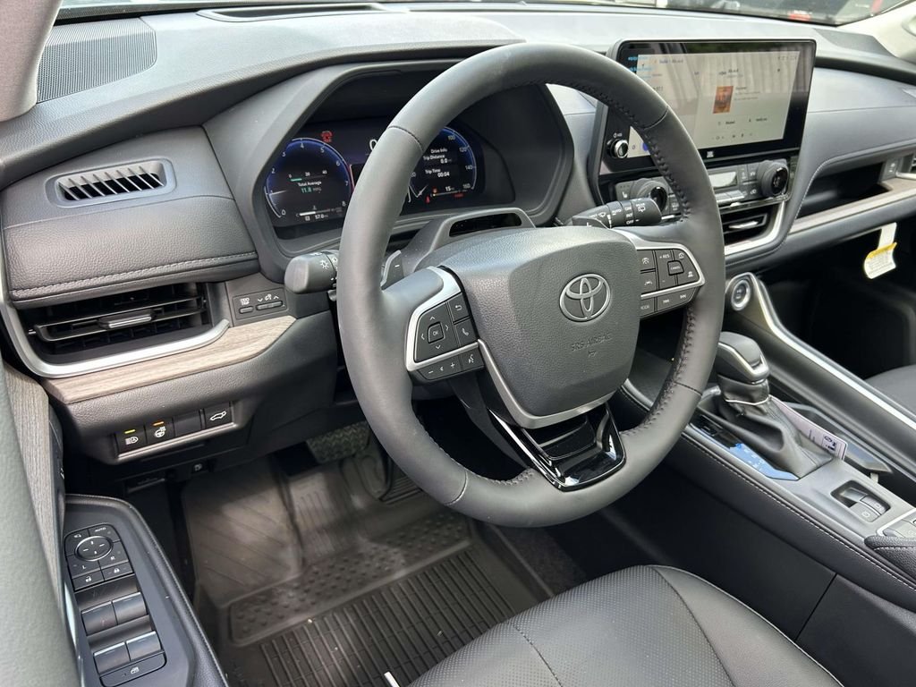 Used 2026 White Toyota Platinum image 12