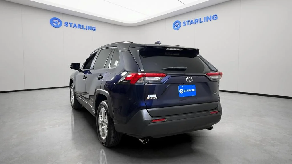 Used 2019 Blue Toyota XLE image 6