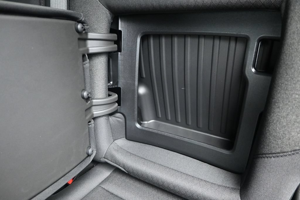 2026 Chevrolet Silverado 1500 LT - Photo 18
