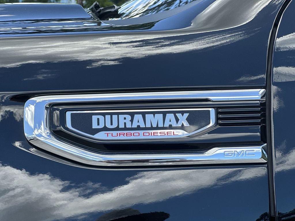 Used 2023 Onyx Black GMC Denali image 30
