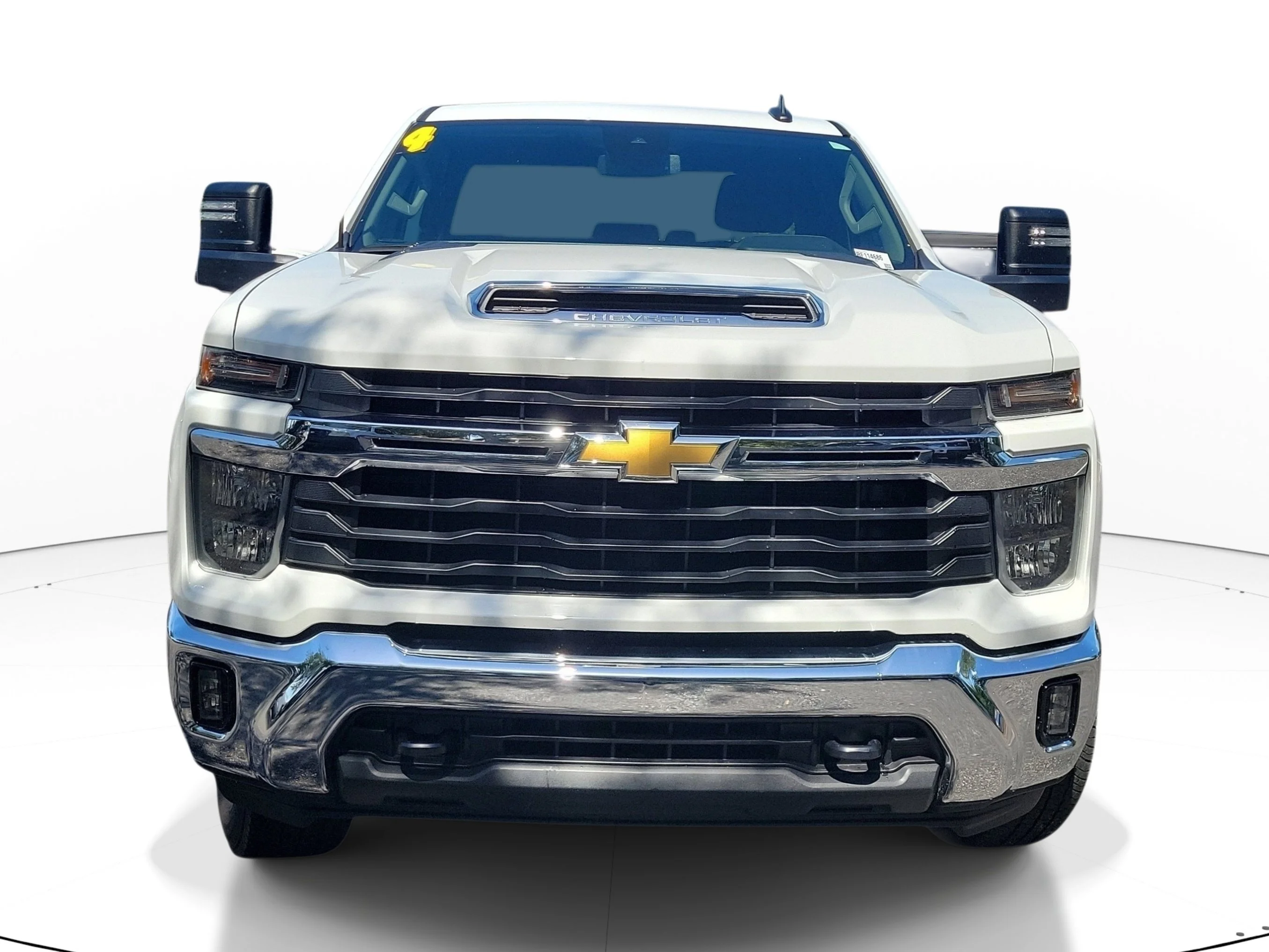 Used 2024 Summit White Chevrolet LT image 1
