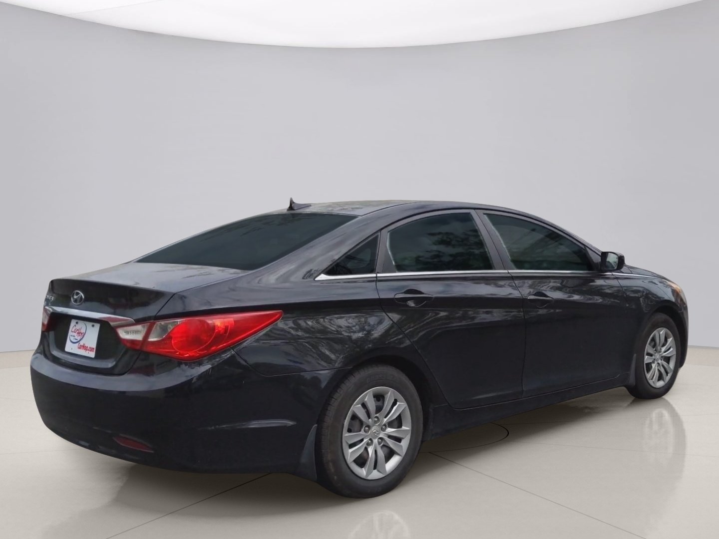 Used 2012 Black Hyundai GLS image 5