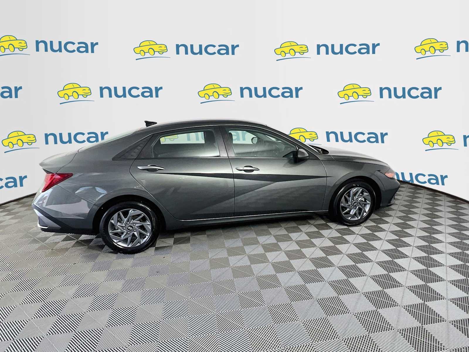 Used 2025 Amazon Gray Hyundai Blue image 8
