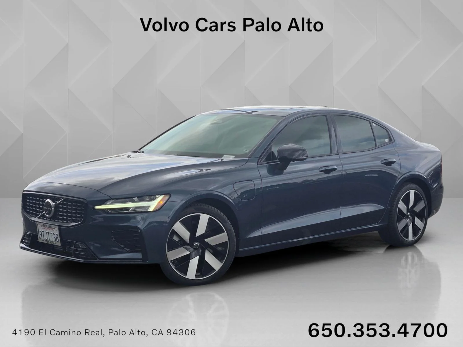 Certified Used 2025 Blue Volvo T8 Plus image 1