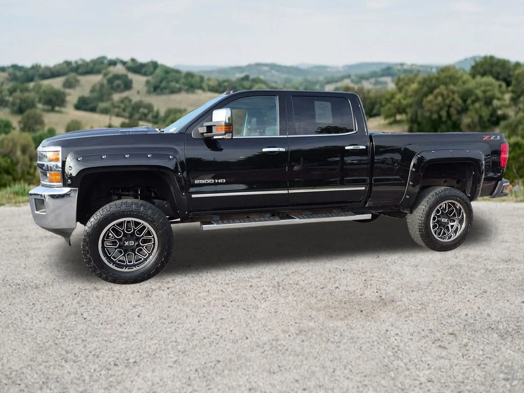 Used 2018 Black Chevrolet LTZ image 4