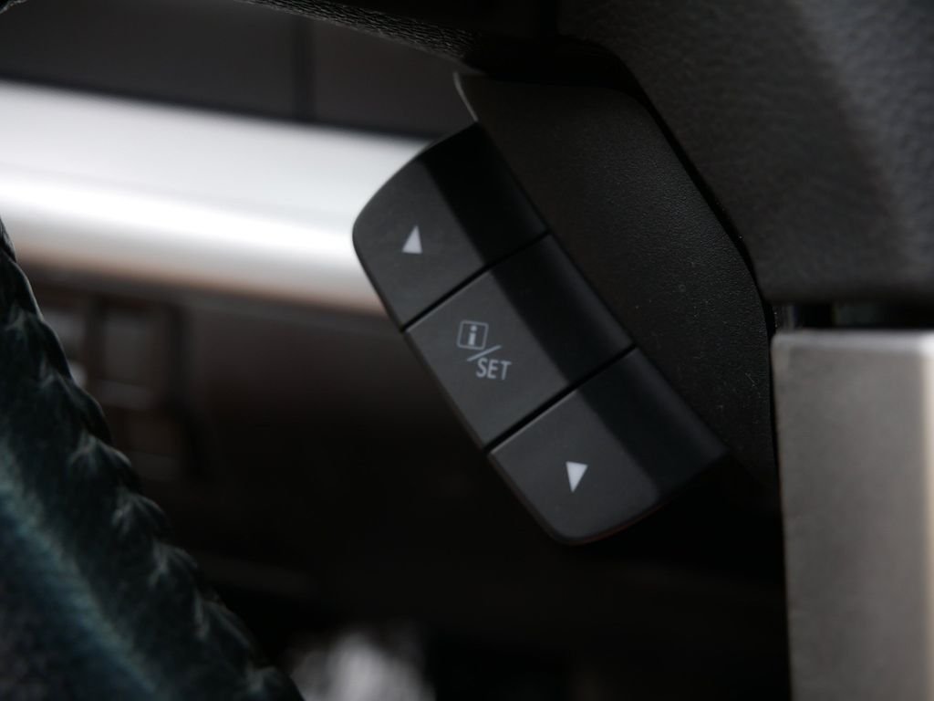 Used 2015 Black Subaru 2.5i image 19