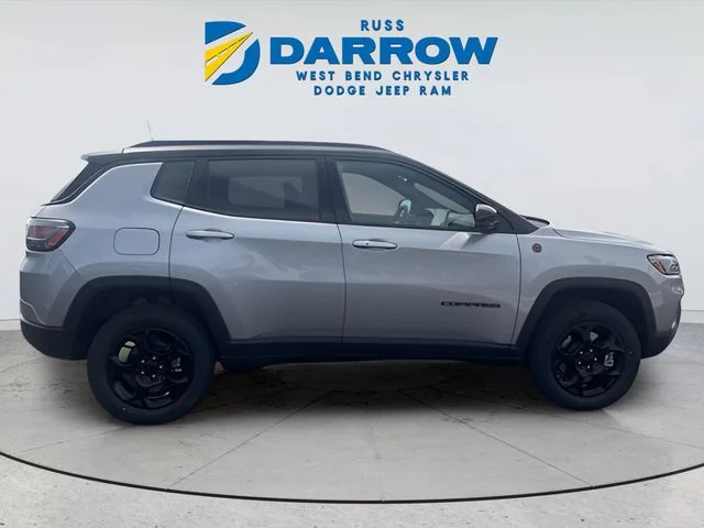 Certified Used 2023 Silver Jeep Trailhawk image 7