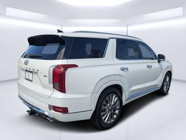 Used 2020 White Hyundai Limited image 3
