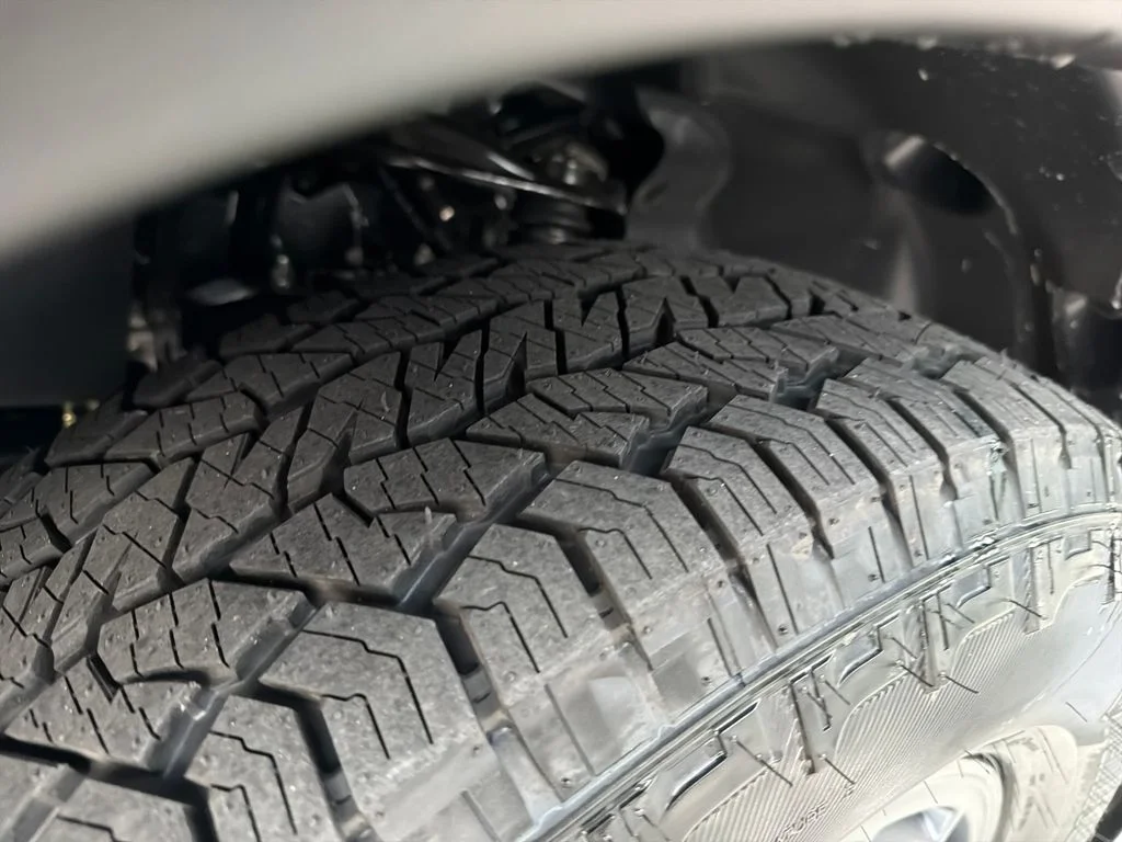 New 2026 Boulder Gray Pearl Nissan Crew Cab PRO-X® image 12