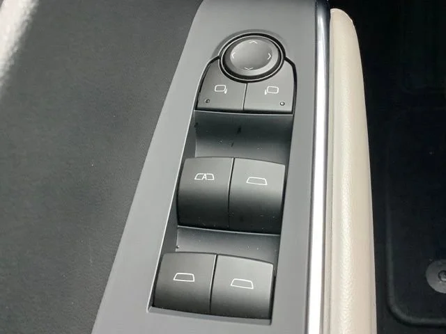 2026 GMC Acadia Elevation - Photo 21