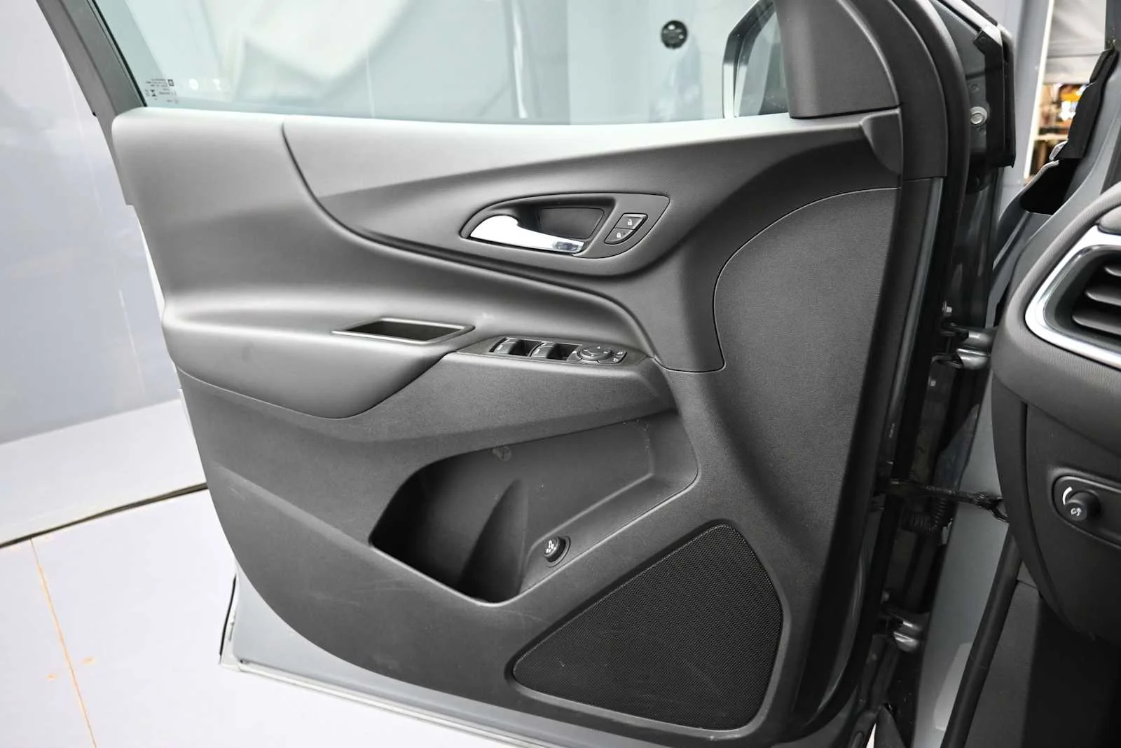 Used 2024 Sterling Gray Metallic Chevrolet LT image 11