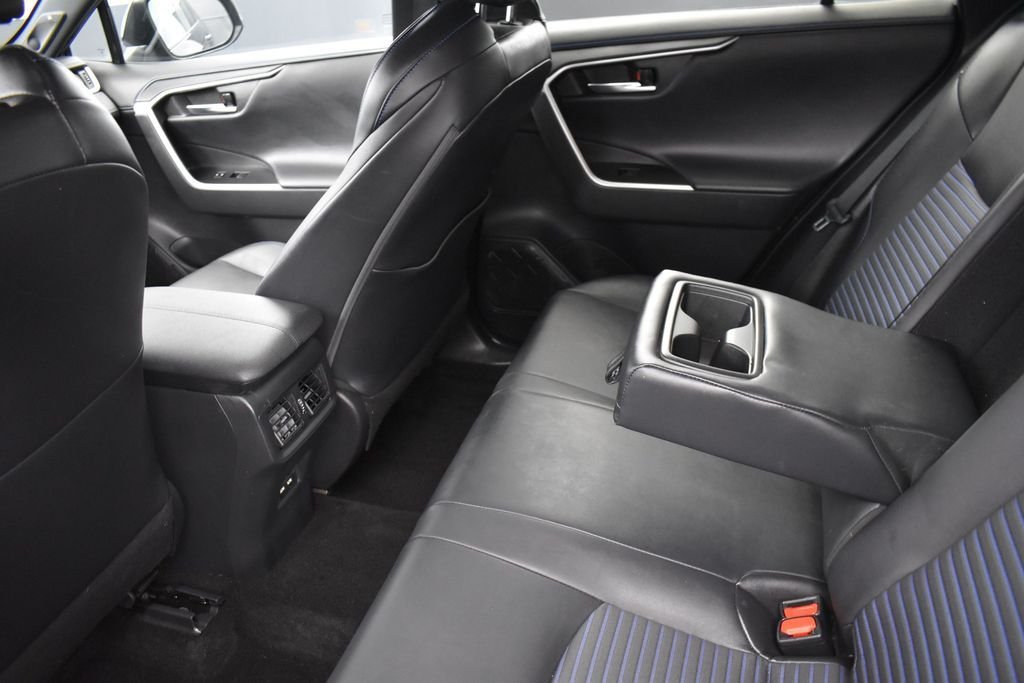 Used 2021 Midnight Black Metallic Toyota XSE image 17