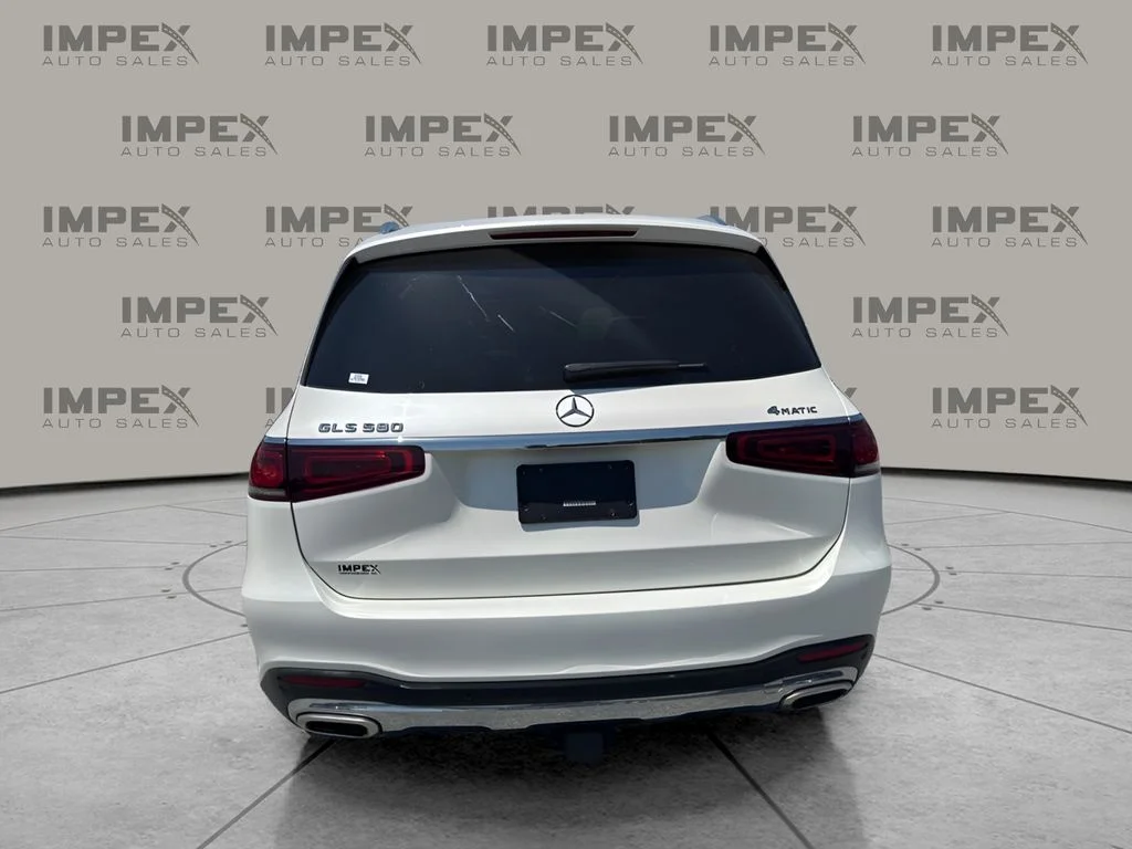 Used 2021  Mercedes-Benz GLS 580 image 4