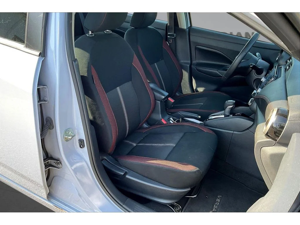 Used 2024 Gray Nissan SR image 6