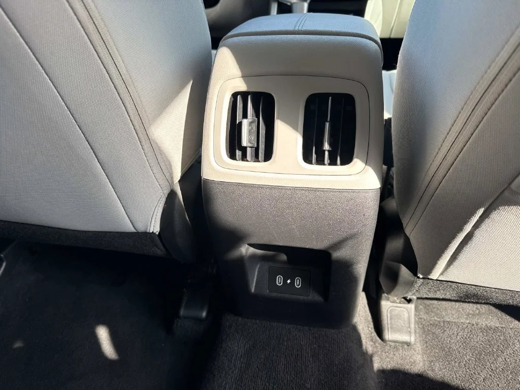 Used 2025 Red Hyundai SEL image 18