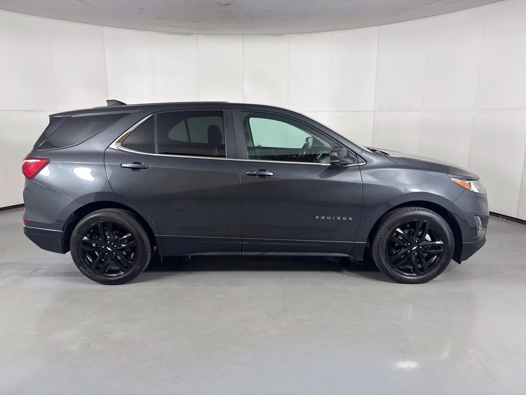 Used 2021 NIGHTFALL GRAY METALLIC Chevrolet LT image 9