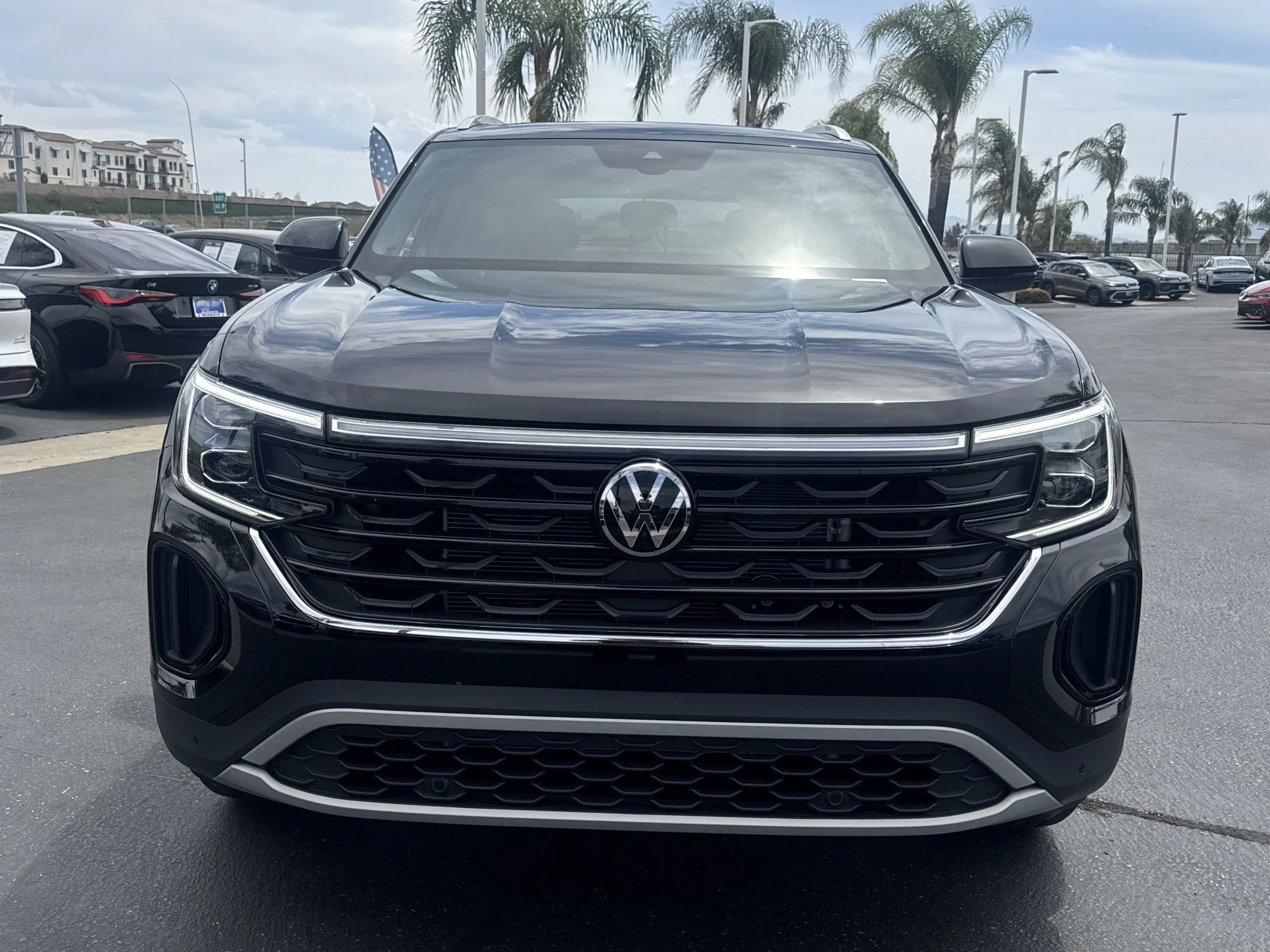 New 2026 Deep Black Pearl Volkswagen 2.0T SE w/Technology image 2