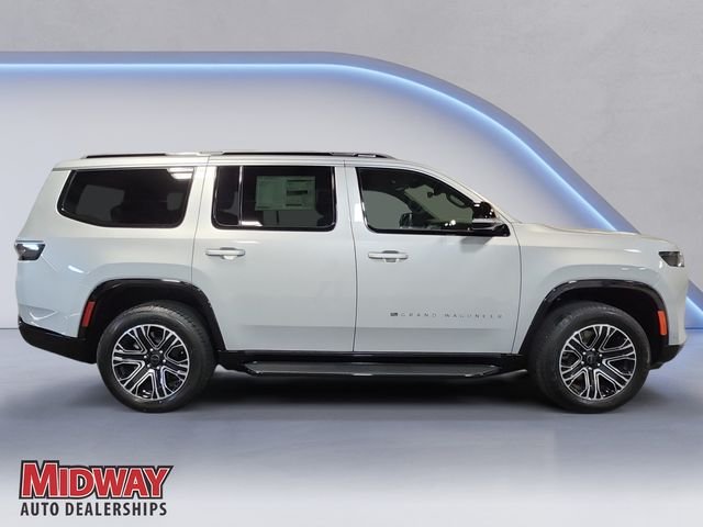 New 2026 Silver-Zynith Exterior Paint Jeep  image 6