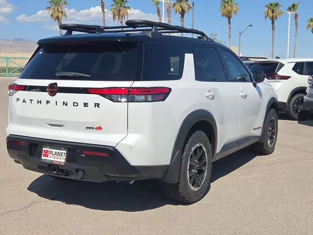 New 2026 Everest White Pearl TriCoat / Super Black Two-tone Nissan Rock Creek® image 3