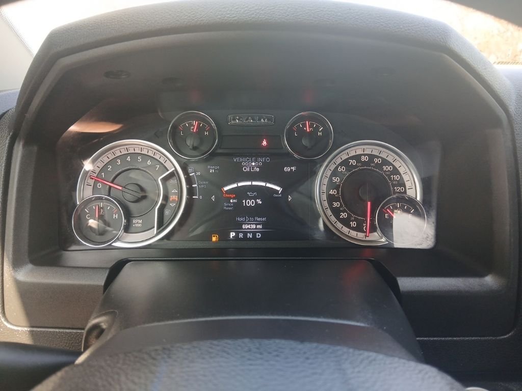 Used 2023 White Ram SLT image 17