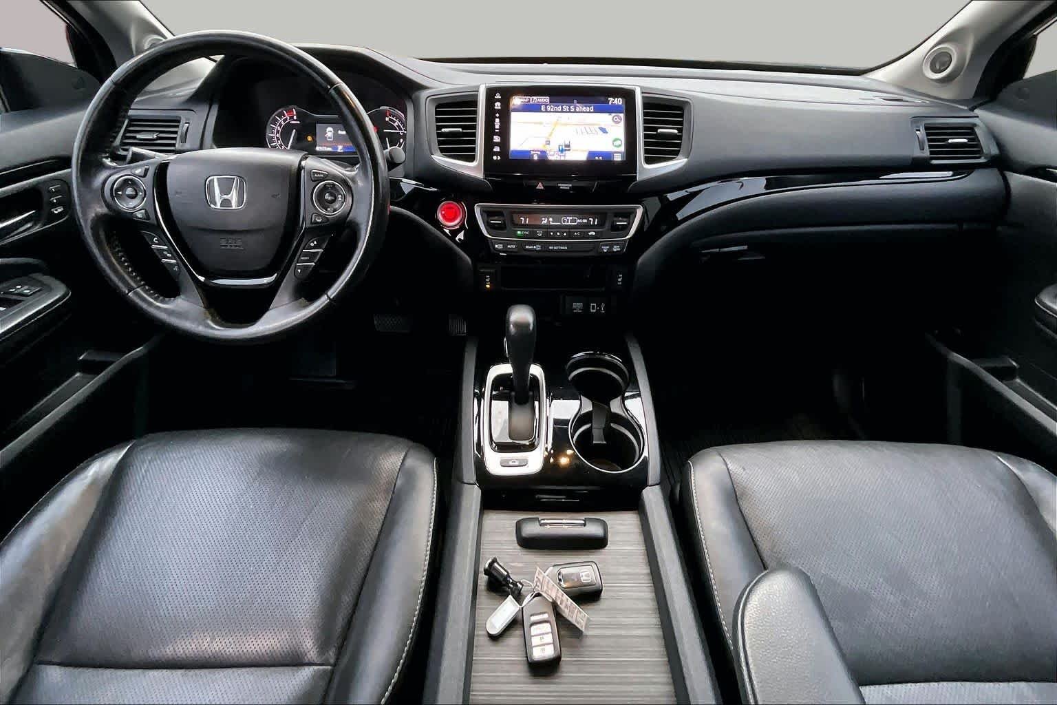 Certified Used 2018 Crystal Black Pearl Honda RTL-E image 16