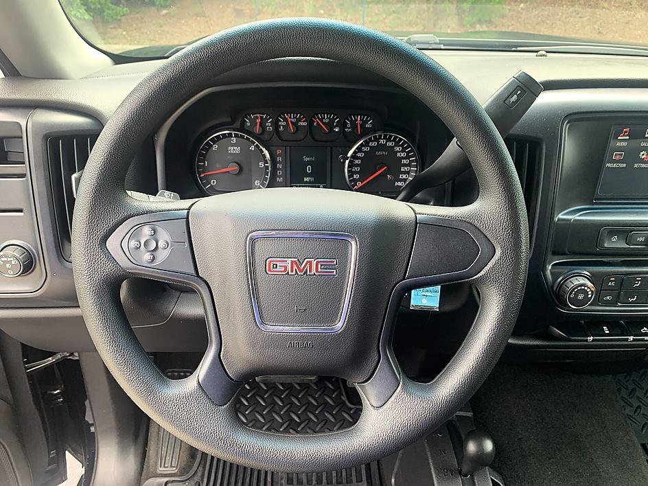 Used 2016 Onyx Black GMC Base image 13