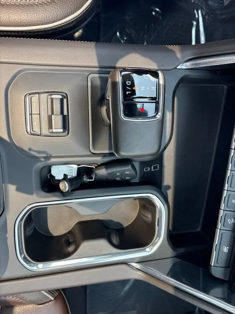 Used 2023 Onyx Black GMC Denali image 24