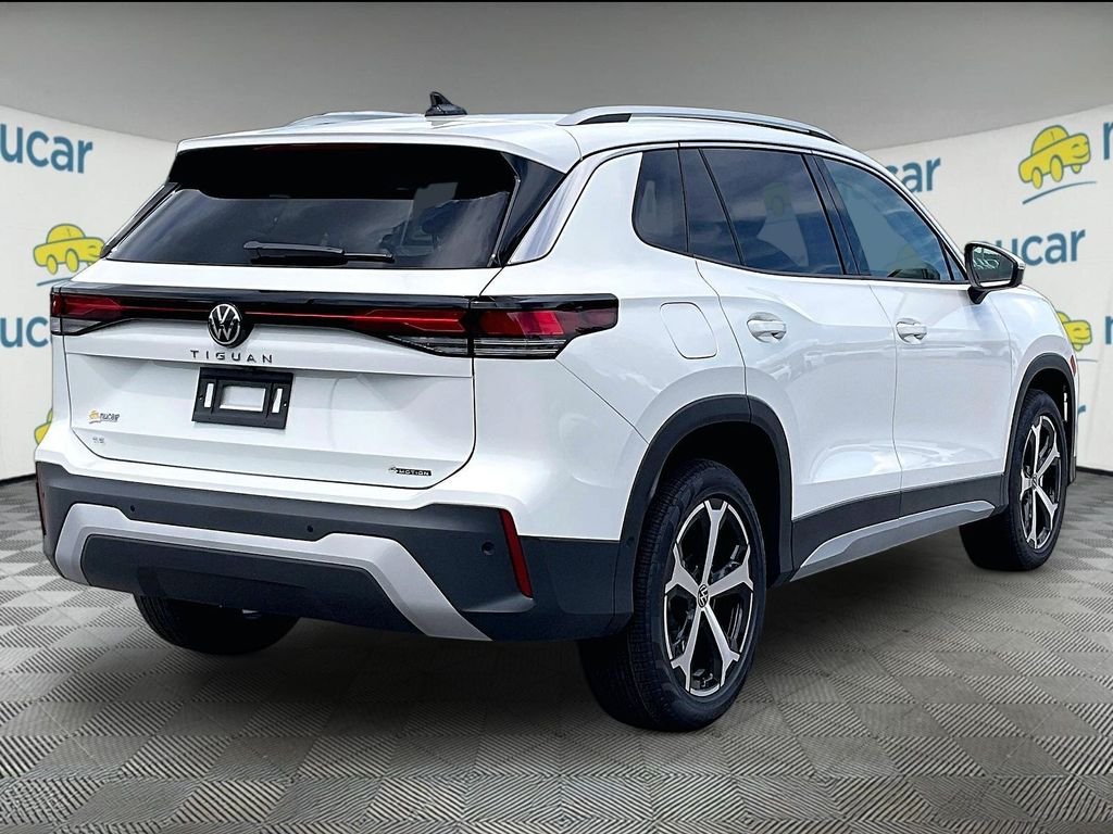 2026 Volkswagen Tiguan SE - Photo 7