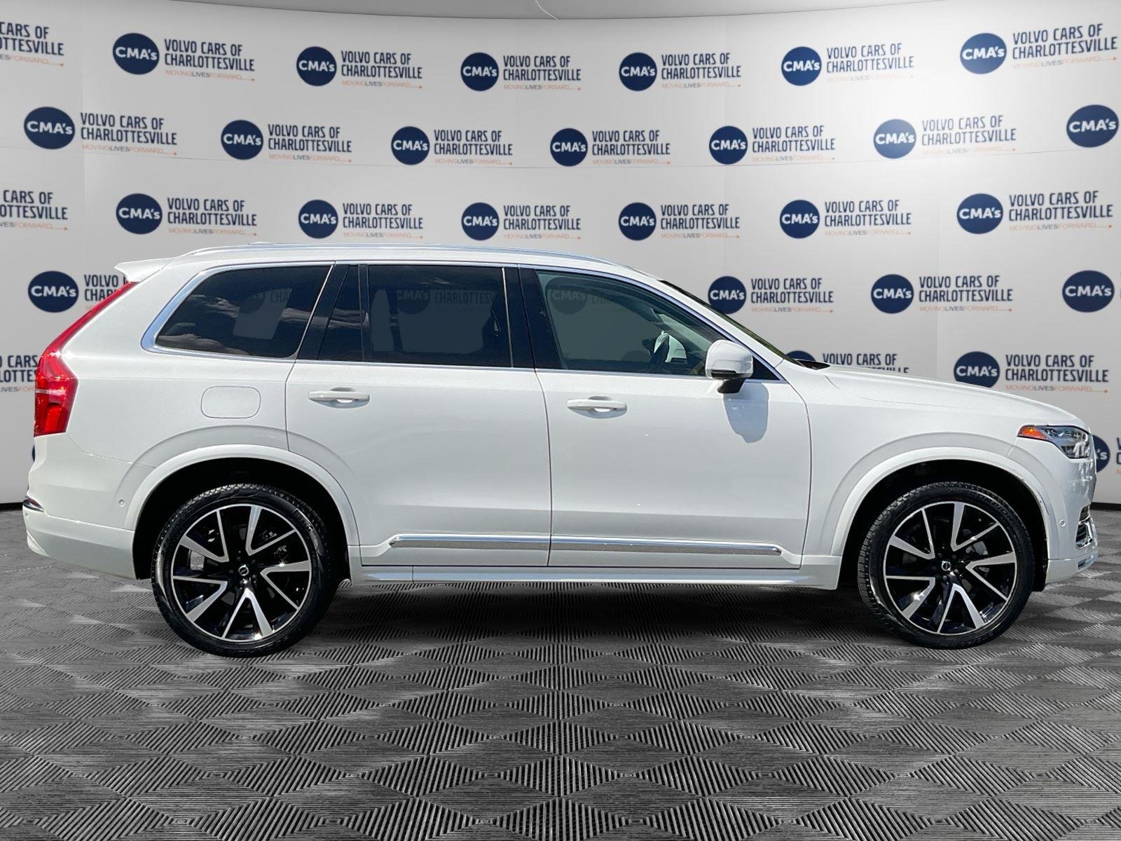 Used 2023 Crystal White Metallic Volvo Plus image 6