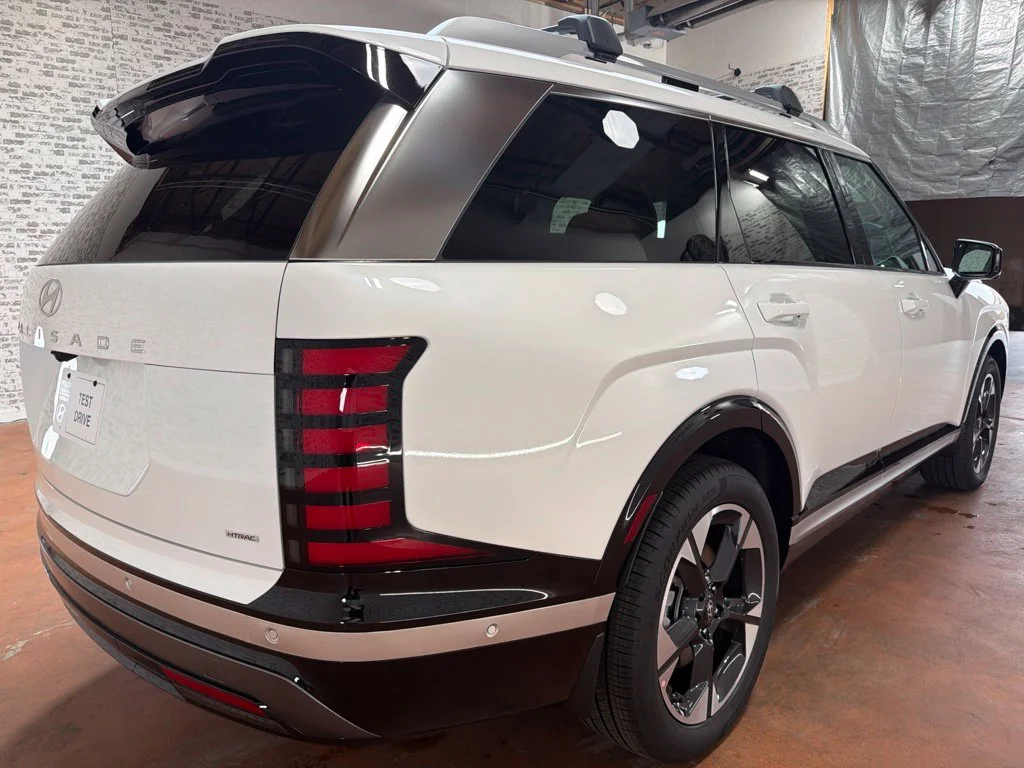 New 2027 Creamy White Pearl Hyundai Limited image 7
