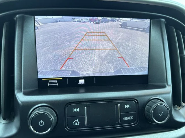Used 2020 Black GMC SLT image 25