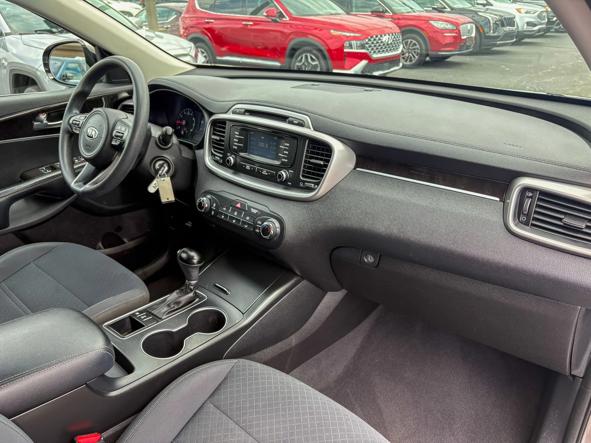 Used 2018 Silver Kia LX image 23