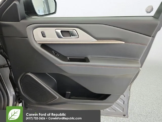 New 2026 Carbonized Gray Metallic Ford Active image 33